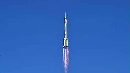 暖辉包装生物降解胶带厂家：神州十三号发射圆满成功！