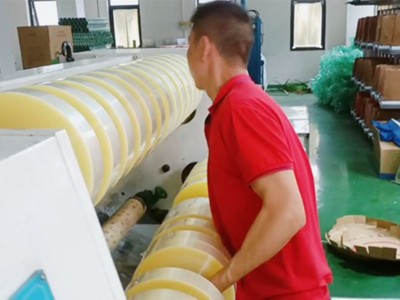 暖辉包装胶带厂家被客户退货后为什么又接到他一批订单